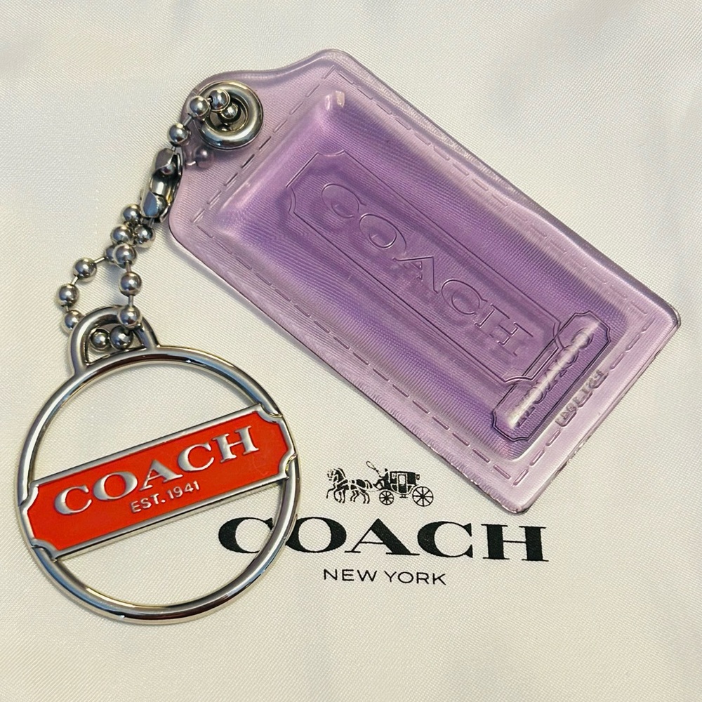 💰SOLD💰NWOT Coach 1941 Tag Keychain/ Bag Charm - Picture 6 of 13
